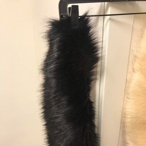 Faux Fur Scarf used for Great Gatsby party.